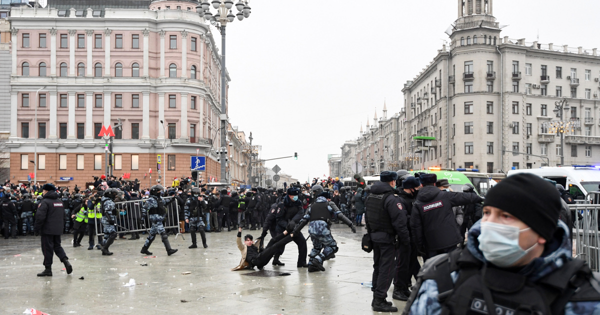 Index - Tech-Science - TikTok, Facebook and Twitter have been fined over the Russian protests