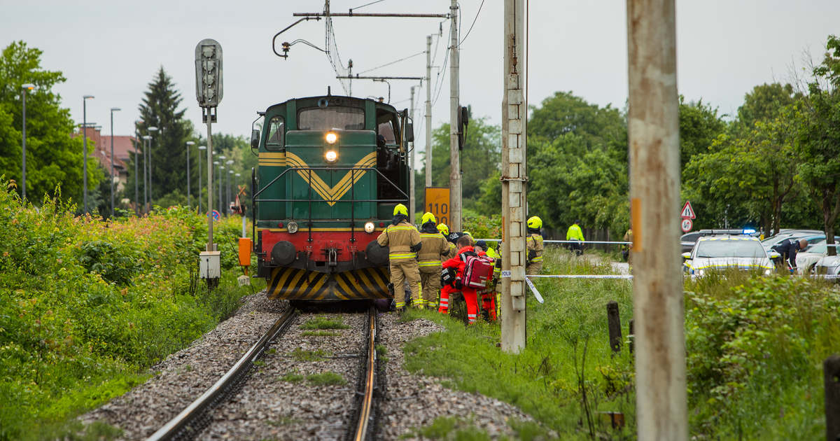 Shocking: An 11-year-old boy was cut by a train, and his friends left him to die