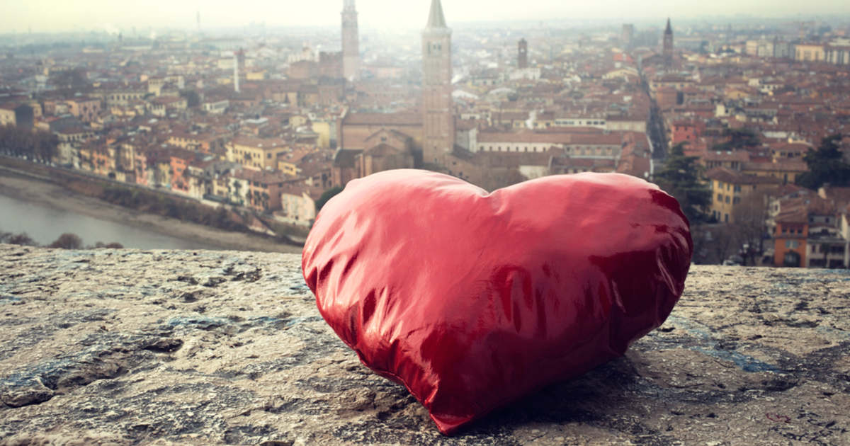 The Hungarians ruthlessly spent money on Valentine's Day last year