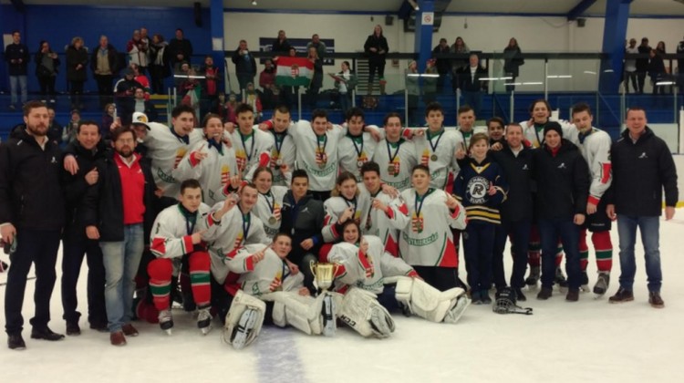 The national U-16 team won the Canadian Championship