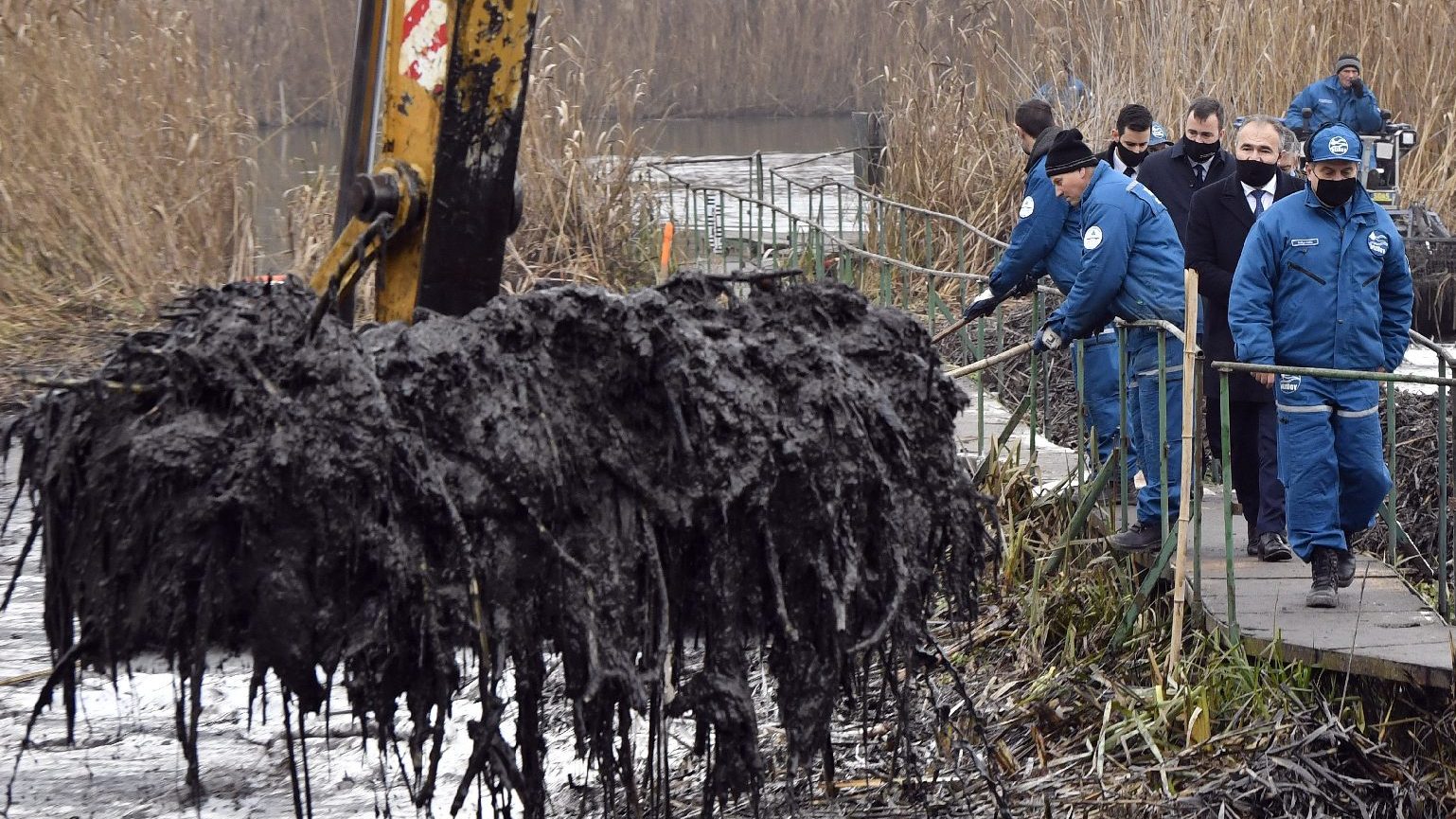The Danube Bank in Szigetszentmiklós will take another decade to restore the pre-oil pollution state.