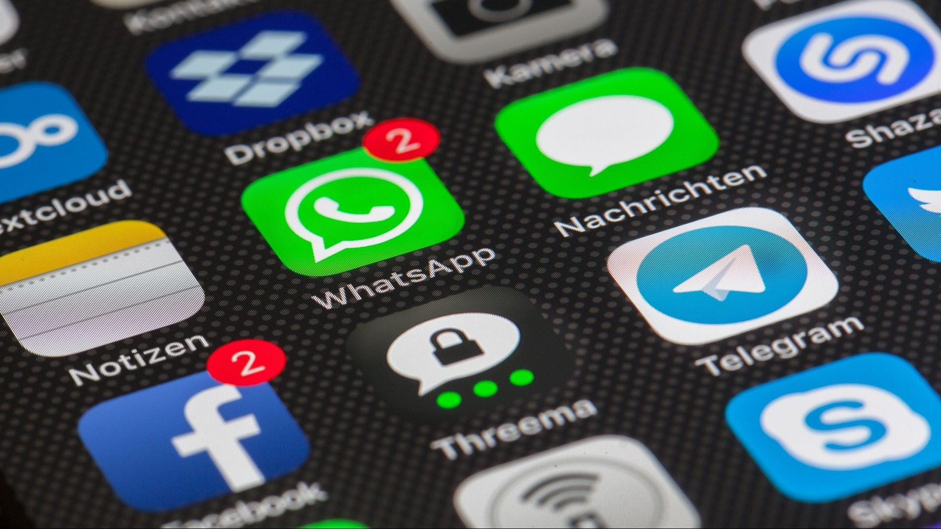 WhatsApp can exclude those who do not share their data with it
