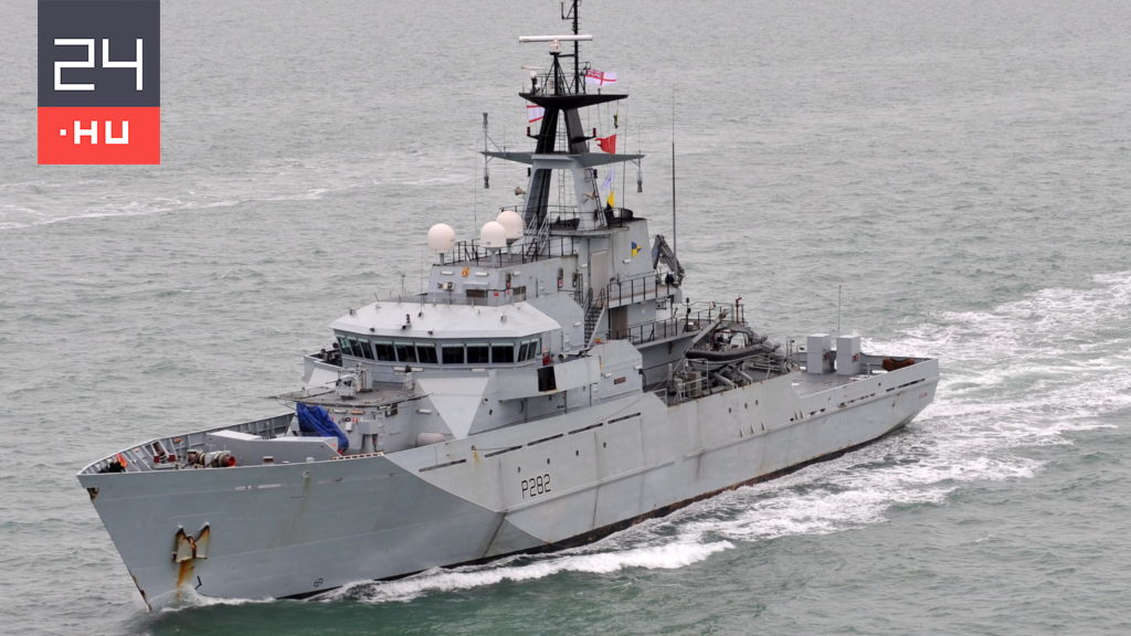Britain sends warships to French fishermen