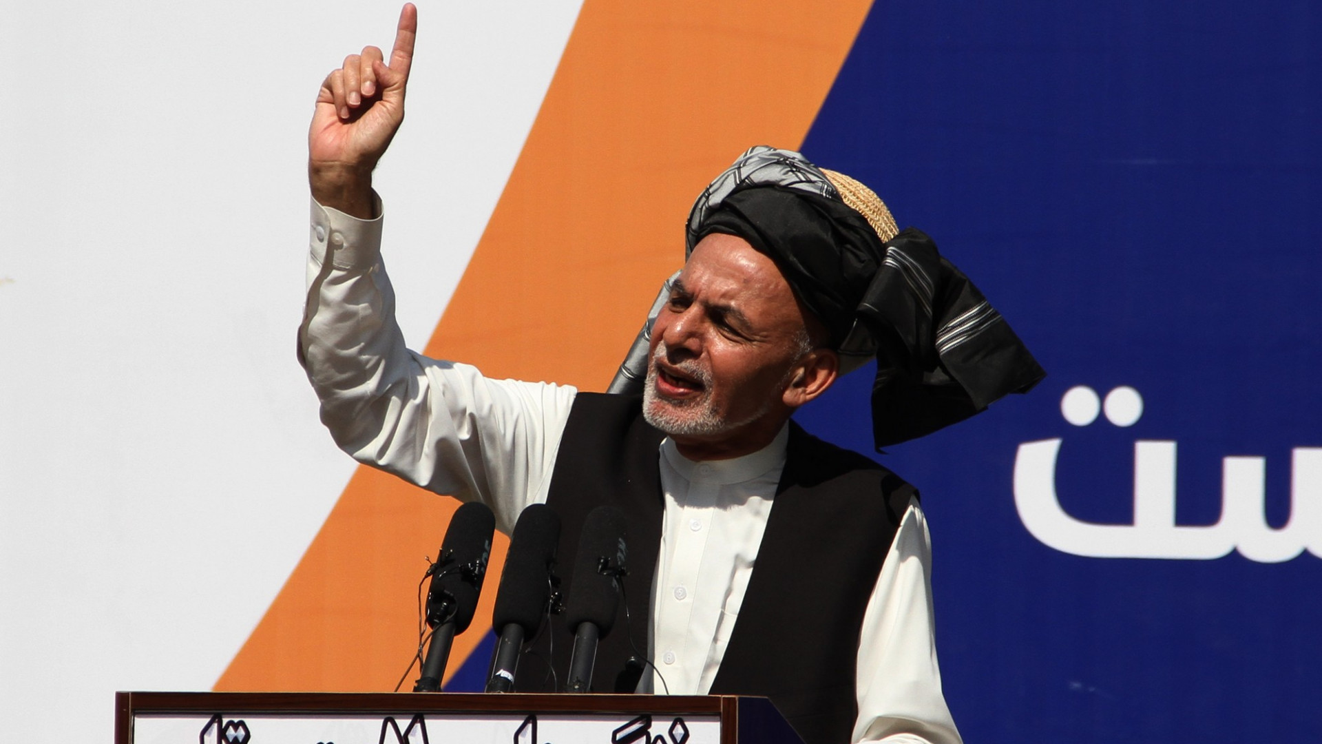 The fleeing Afghan president spoke: The Taliban have won, their responsibility for the fate of the country