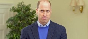 Fantastic photo: Prince William gave almost hundreds of people?  