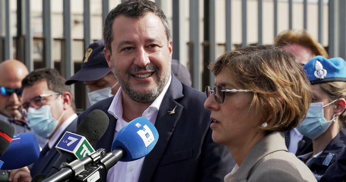 Index - Abroad - Former Italian Interior Minister sentenced to prison