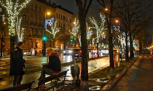 This is how Christmas lights appeared in Budapest - Gallery