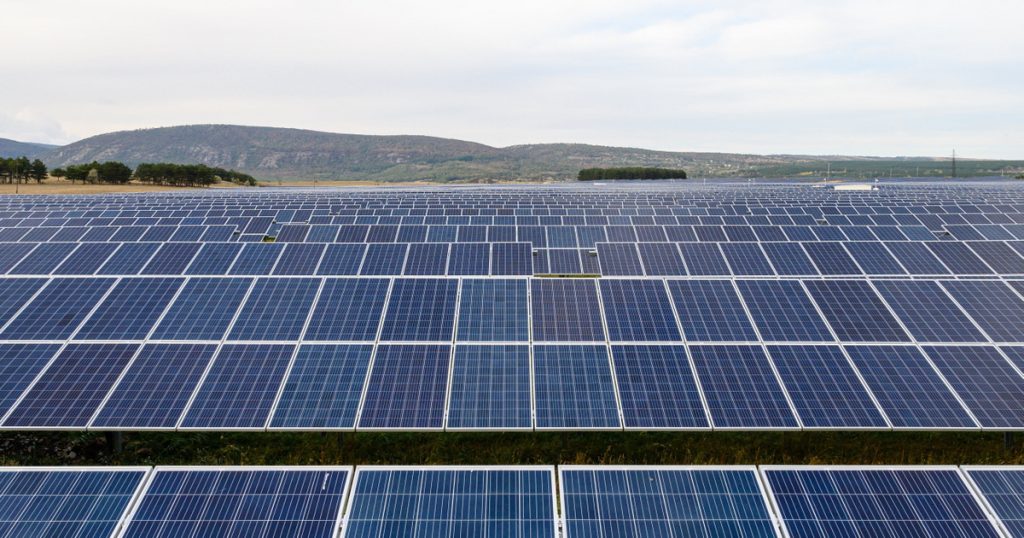 Index - Economy - Six more provinces can apply for solar panels
