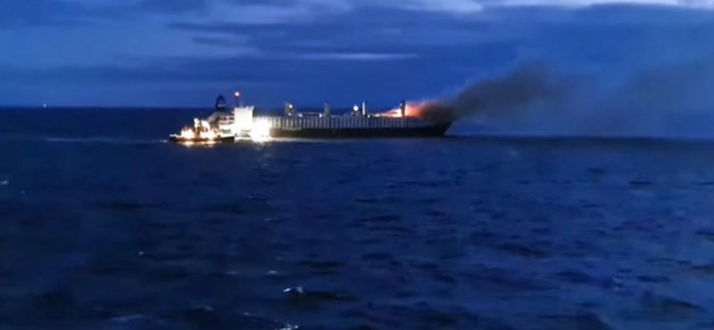 A day ago, the cargo of a cargo ship caught fire off the coast of Sweden
