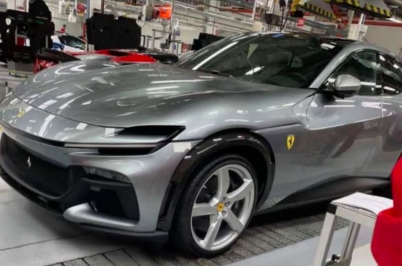 Who does not know what kind of car Ferrari is expanding its offer, the first pictures have arrived