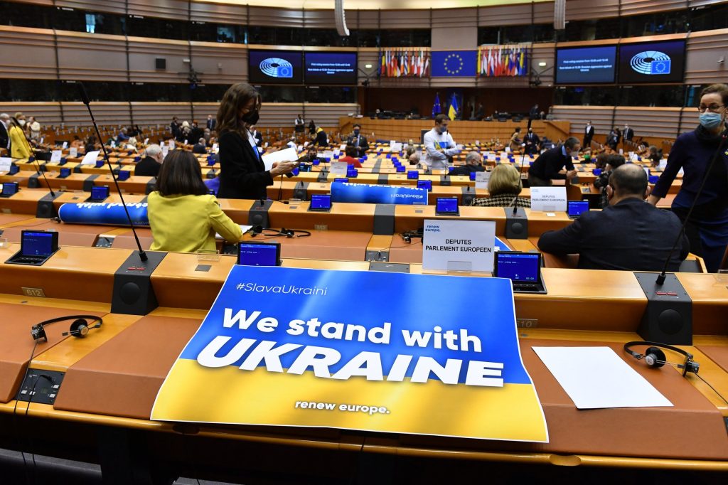 Fides voted against a European Parliament resolution calling for action against Russian and Chinese state propaganda