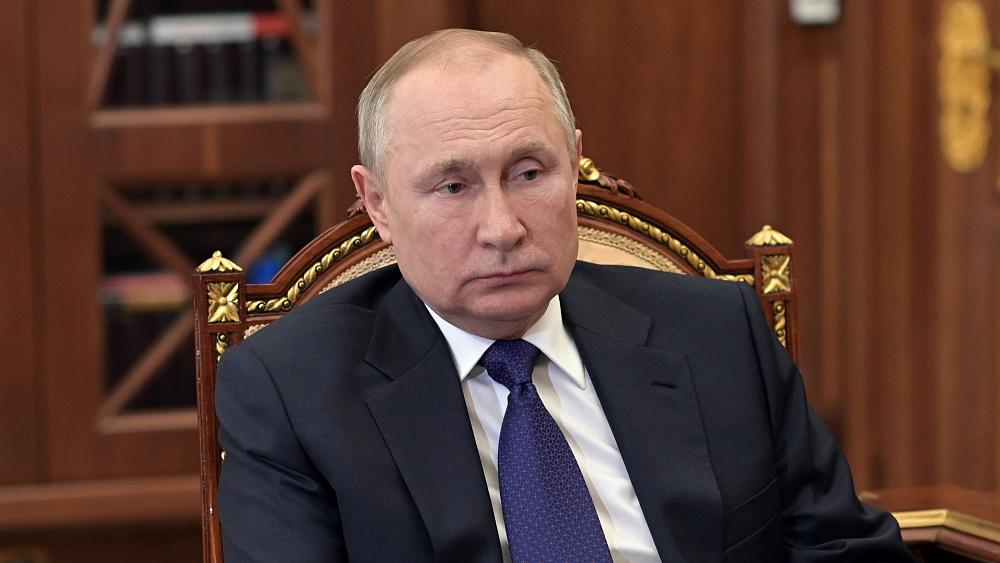 Russian businessman offered $1 million reward for arresting Putin