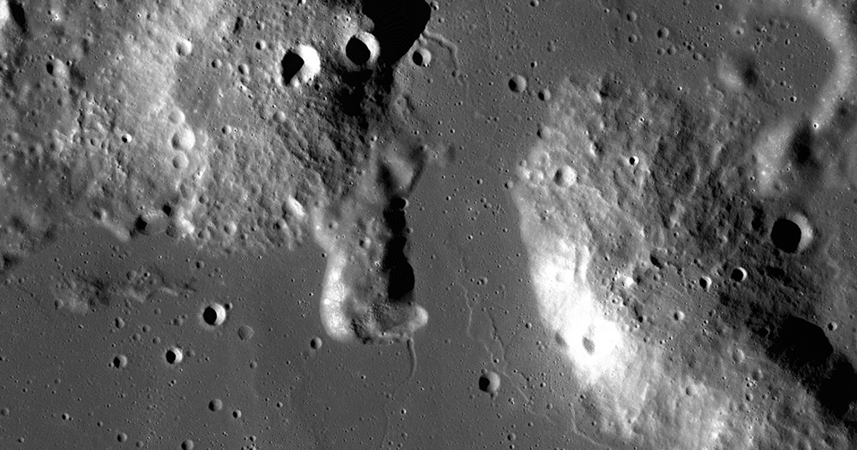 Catalog - Tech-Science - NASA Explores Mysterious Formations on the Moon