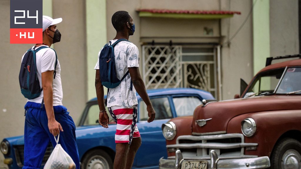 The United States is putting pressure on Cuba