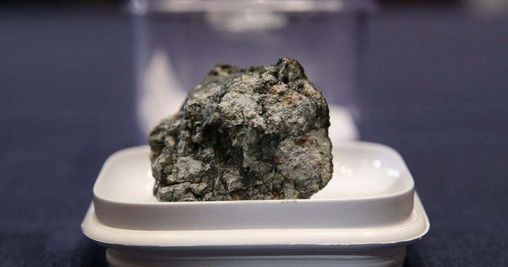 Catalog - Science - Unprecedented crystals have been found in the twenty-first century.  In the largest meteorite that hit Earth in the twentieth century