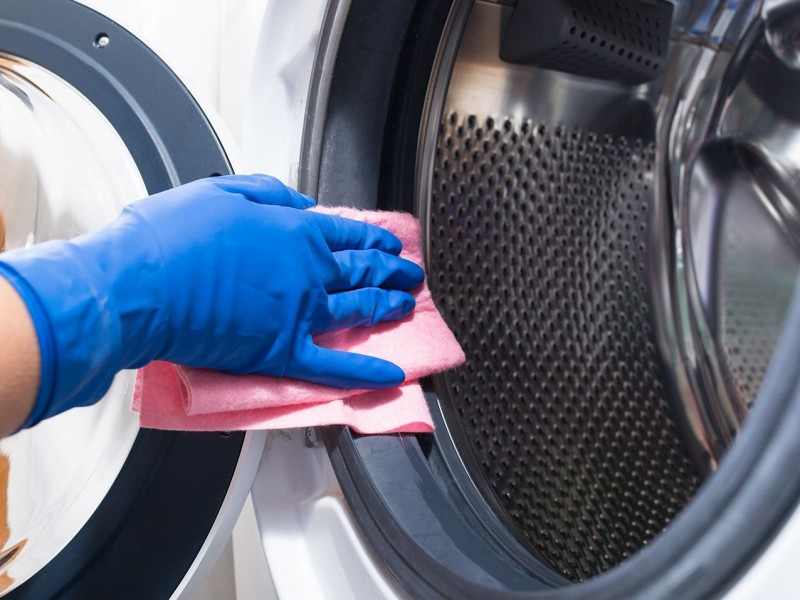 5 solutions against mold hiding in your washing machine