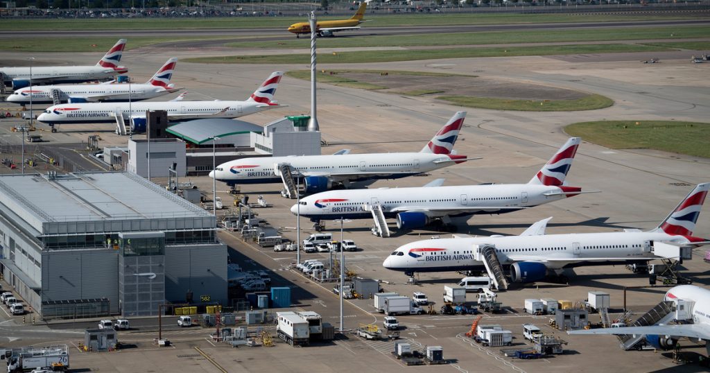 INDEX – Outside – a huge explosion was heard near Heathrow Airport