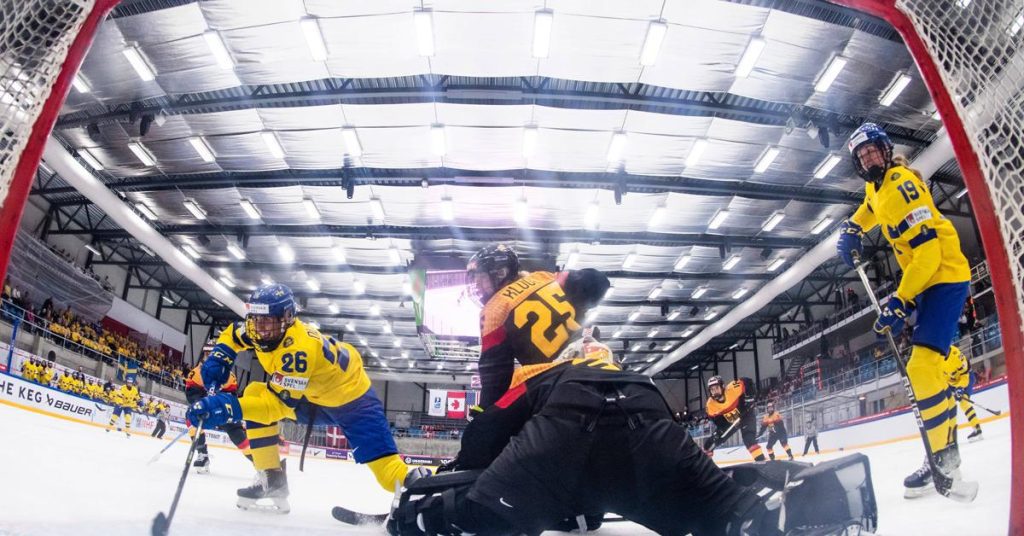 Women's Ice Hockey World Cup: Sweden and Czech Republic win in the Hungarian group
