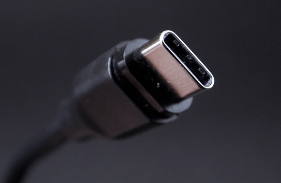 Tech: Forget everything you know about USB cables: Here comes the faster, higher version