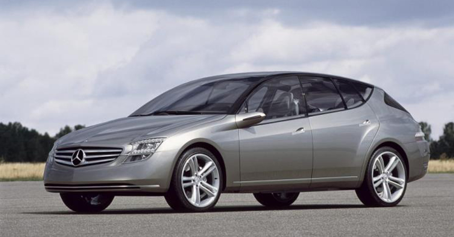 The 2003 Mercecdes concept was a luxury, monochrome, high-tech space.