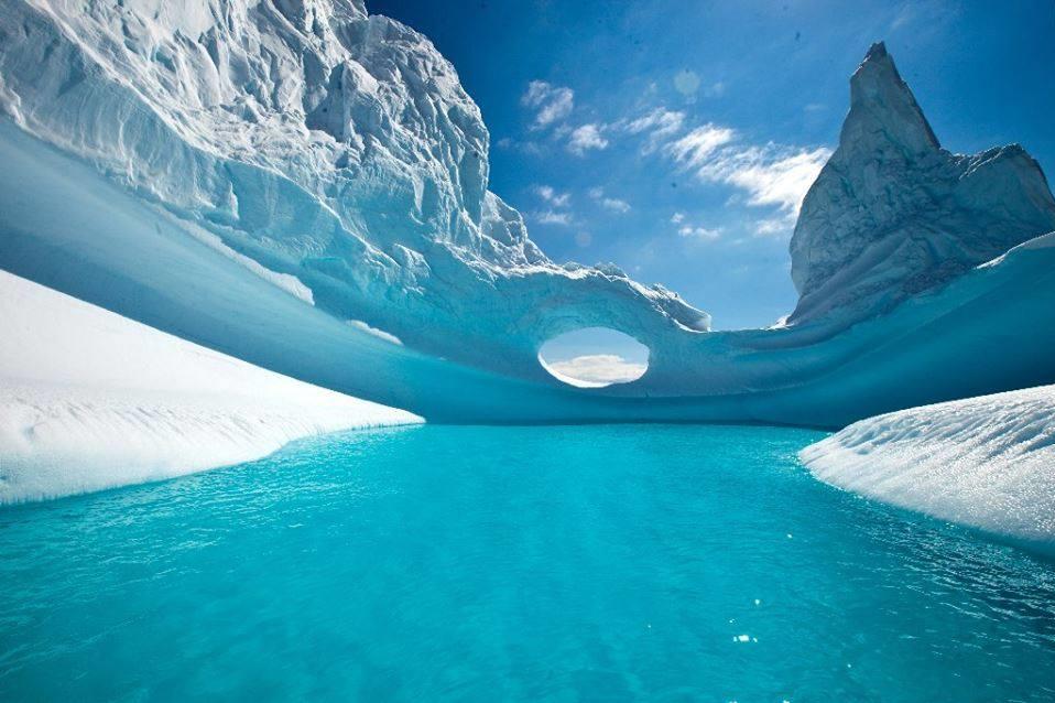 A huge river hidden under the Antarctic ice