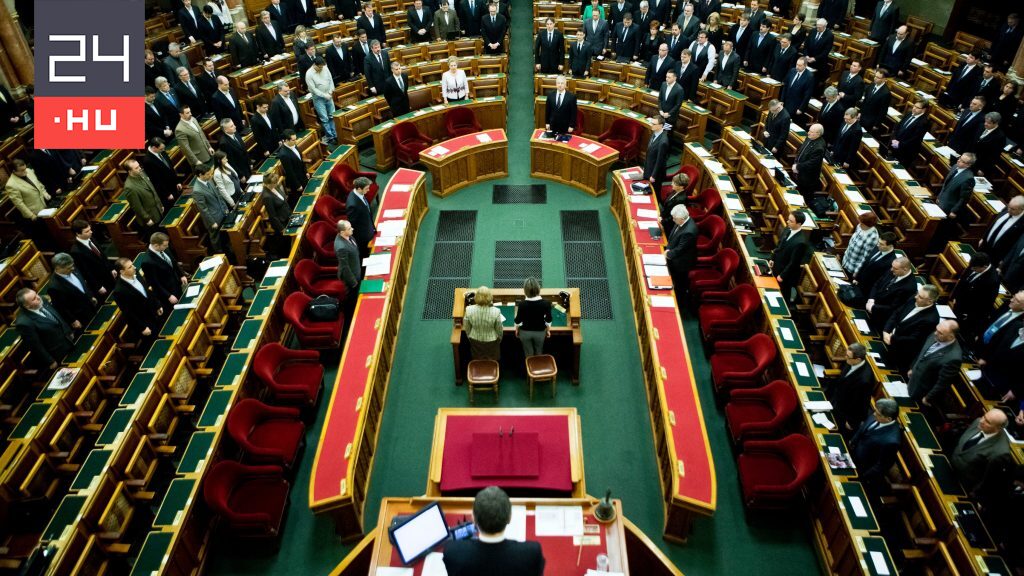 At the last minute, Fidesz rewrote the Amendment to Social Law a bit