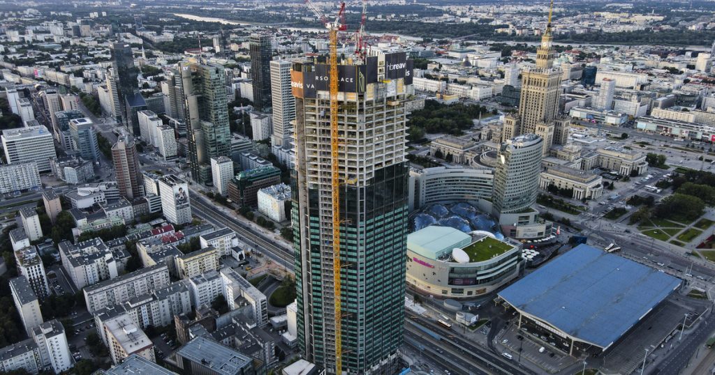 Index - Abroad - The tallest tower in the European Union is built in Poland