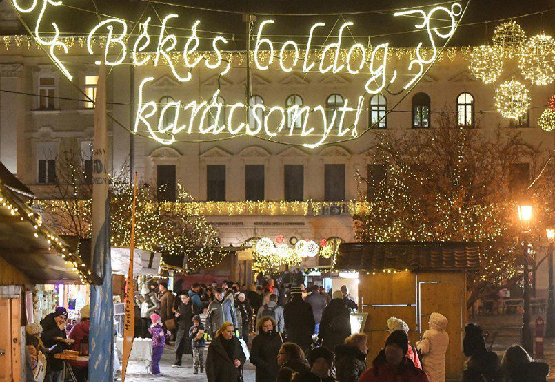 From the sweetest experience to the consumer's hell—we've looked around the Advent fairs