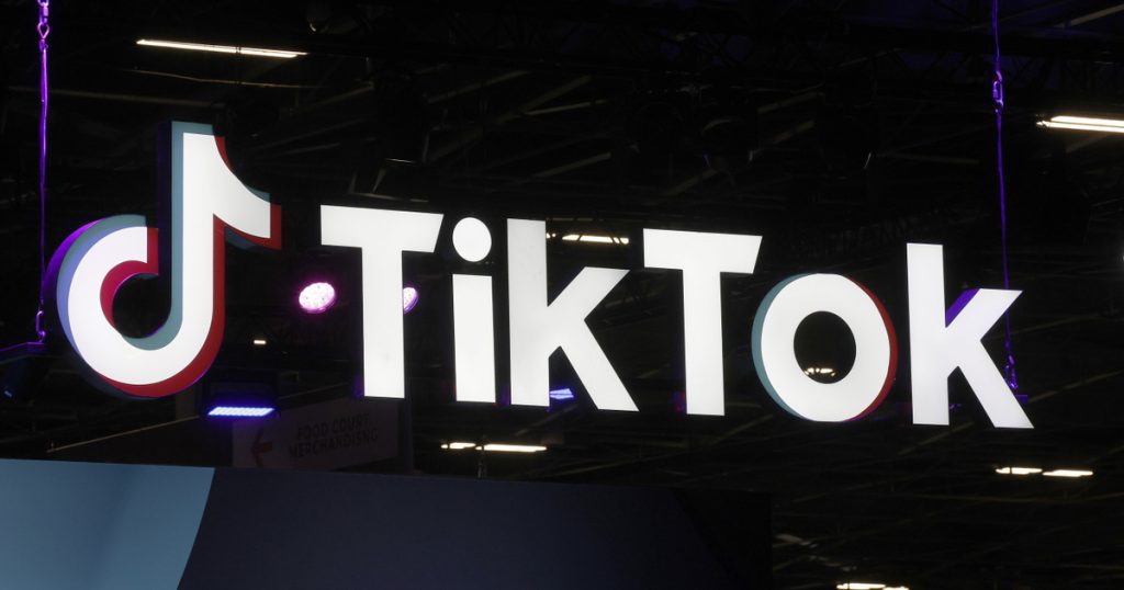 Index – Tech-Science – The FBI Director Proved Trump Right China uses TikTok to collect data