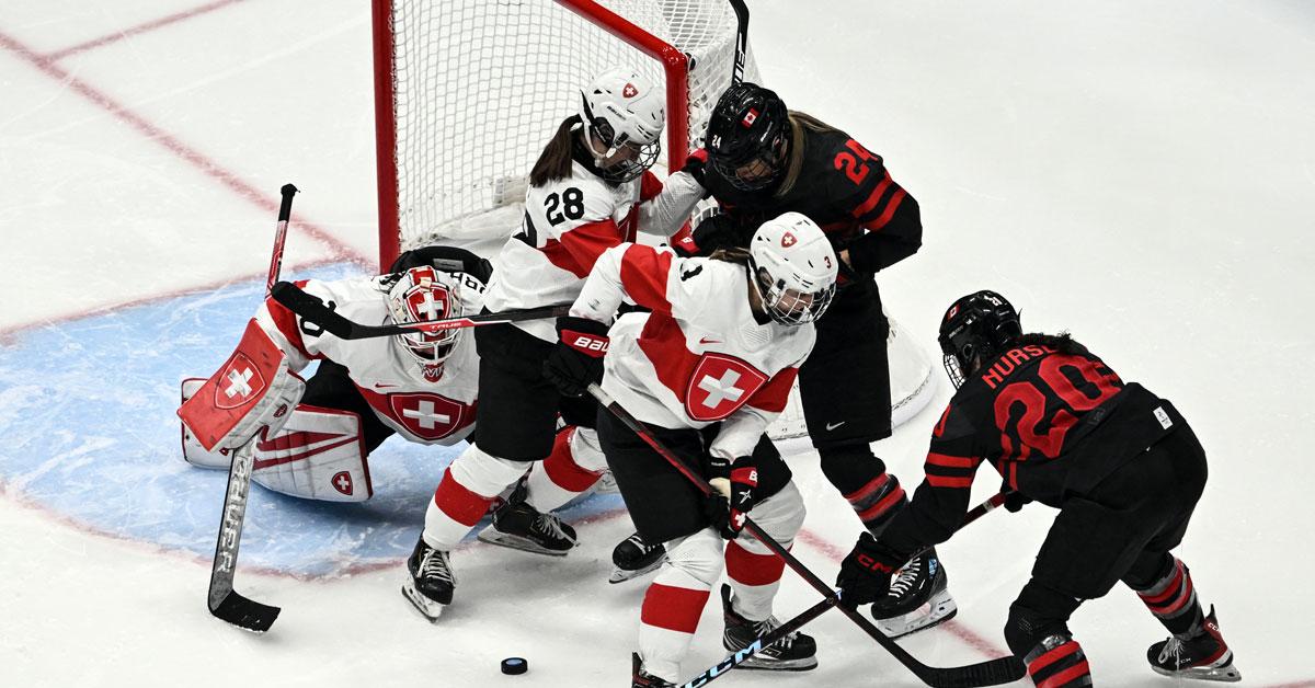 The hockey tournament started with great Canadian success -